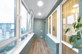 Отделка балкона гипсокартоном с покраской