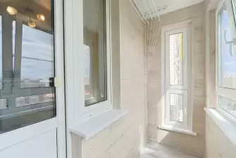 Отделка лоджии с окном для кондиционера