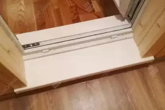 Остекление и отделка балкона Сапожок