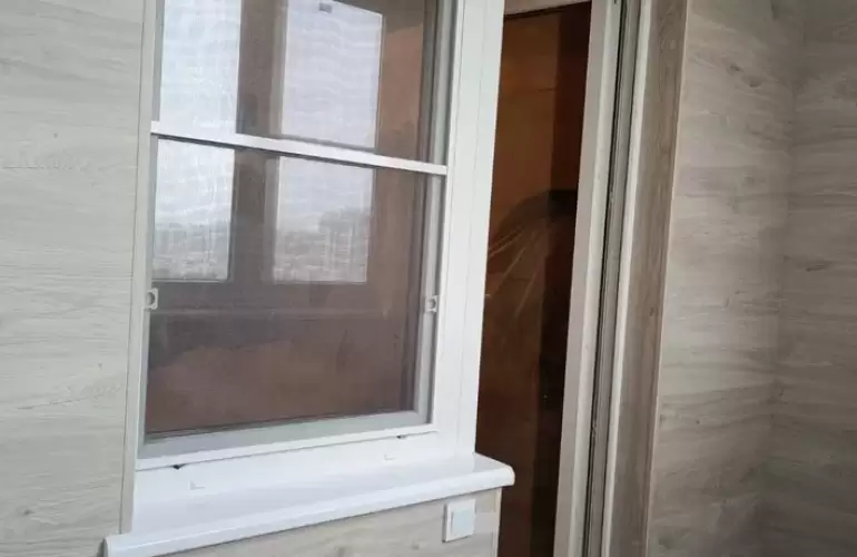 Отделка лоджии сайдингом 